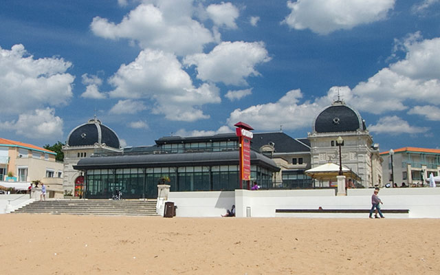 tourism france charente maritime hotel châtelaillon beach